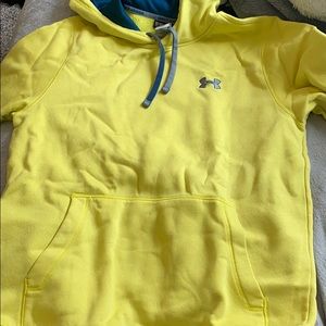 In really good condition never been worn